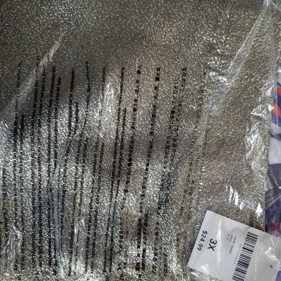 Gold Metallic Skirt ♡ - Picture 2 of 3